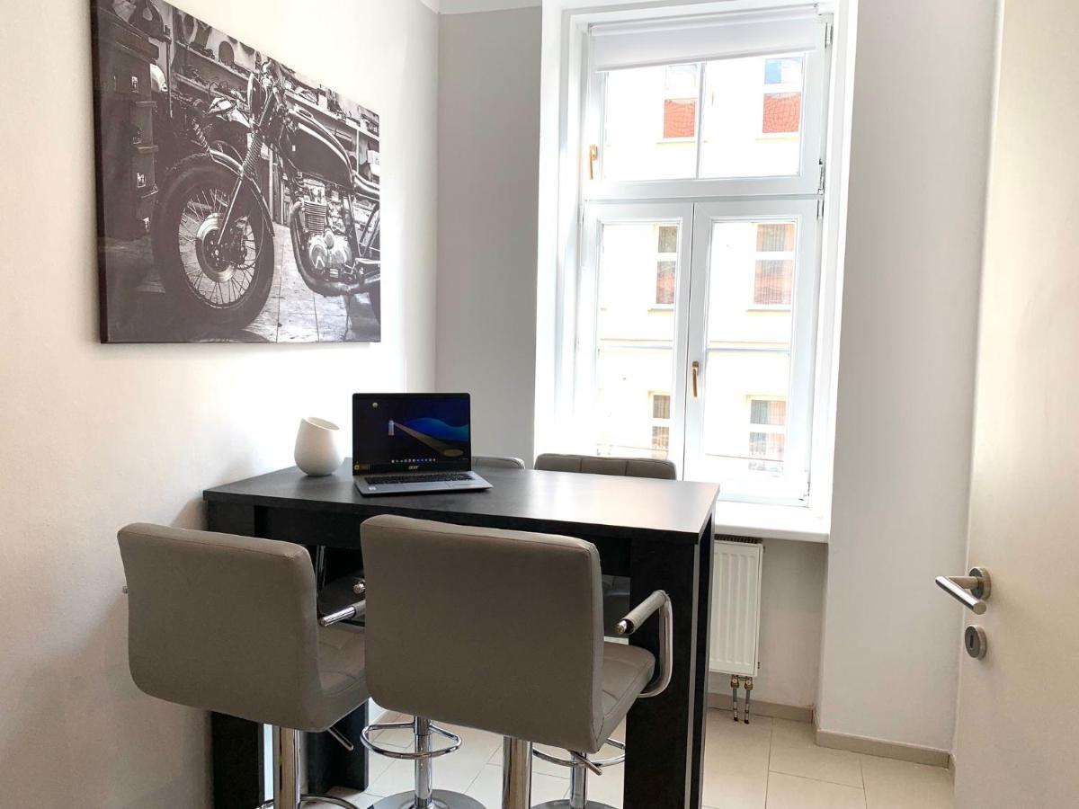 Premium Apartment Am Einsiedlerpark Vienna Esterno foto